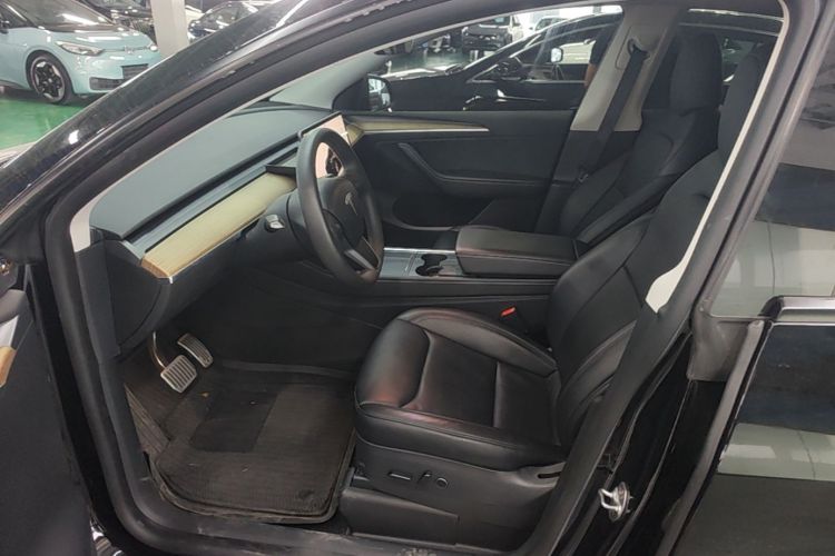 Tesla Model Y 2022 #15 Tesla Model Y 2022 car image #15
