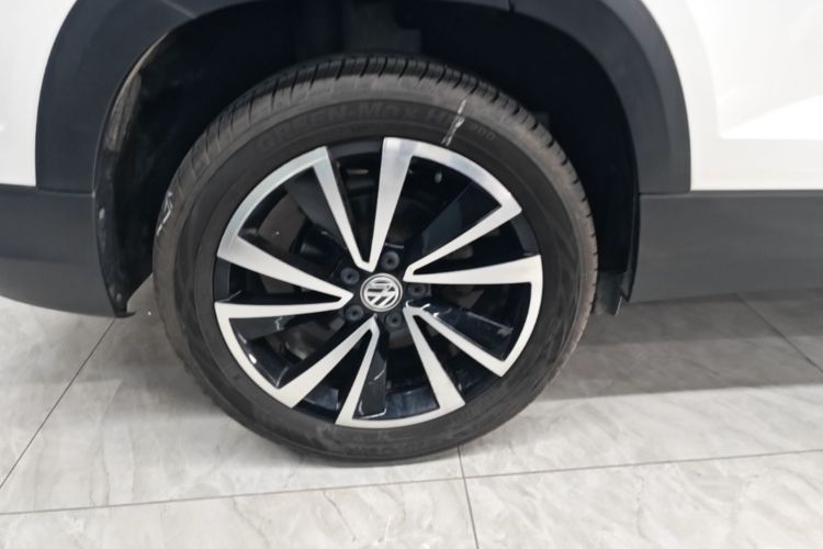 Volkswagen Tharu 2019 #10 Volkswagen Tharu 2019 car image #10