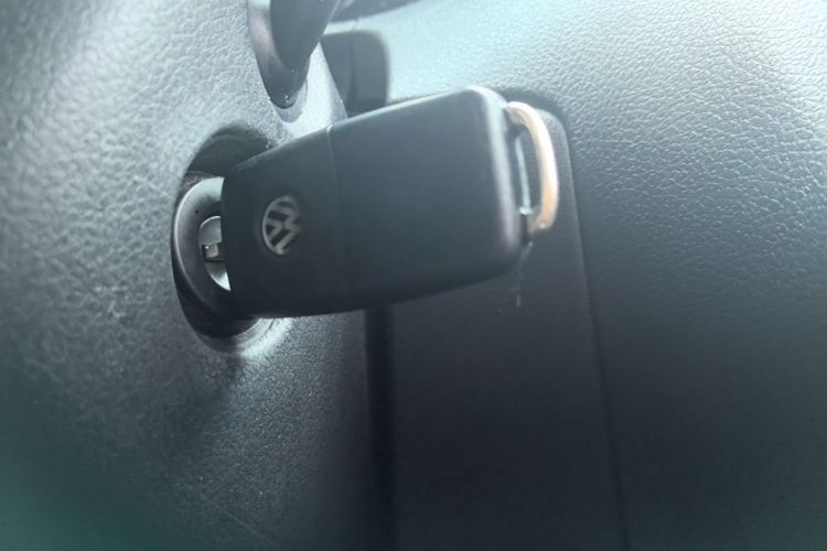 Volkswagen Polo 2018 car image #9