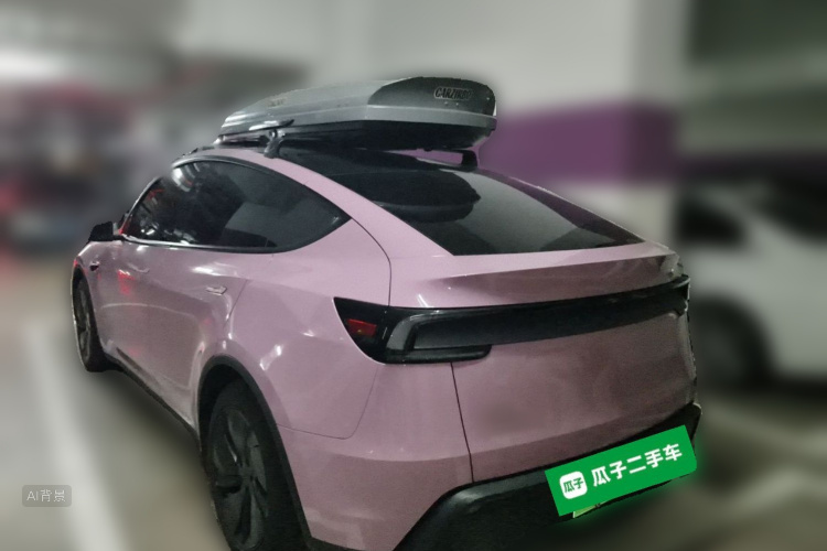 Tesla Model Y 2025 #5 Tesla Model Y 2025 car image #5