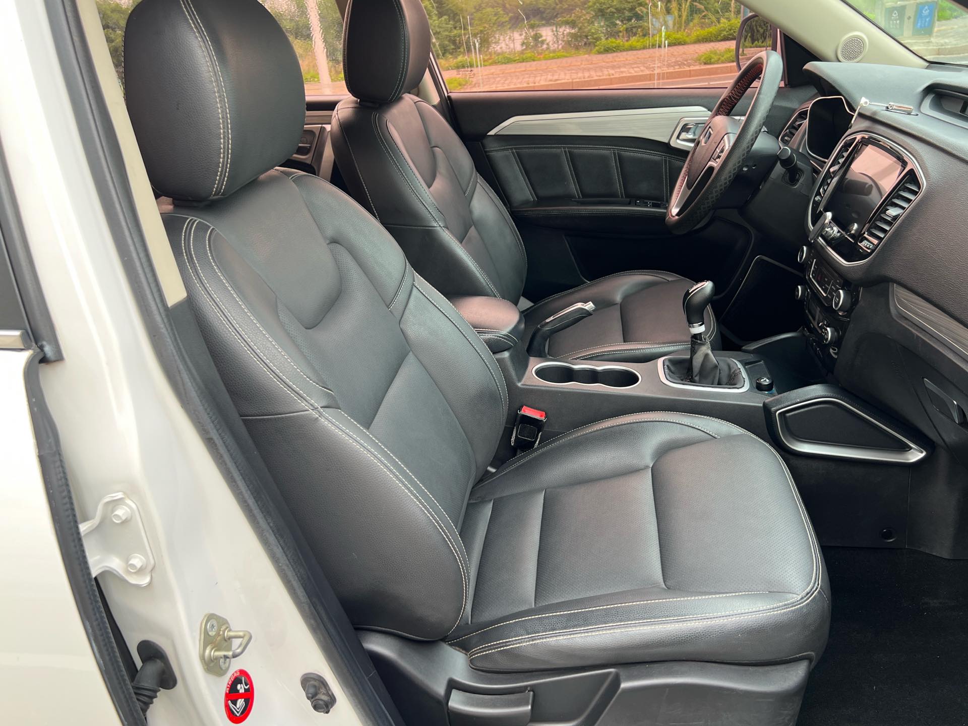 GEELY Vision X6 2017 car image #9