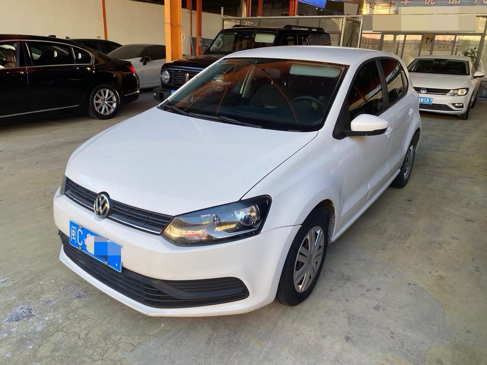 Volkswagen Polo 2017 car image 