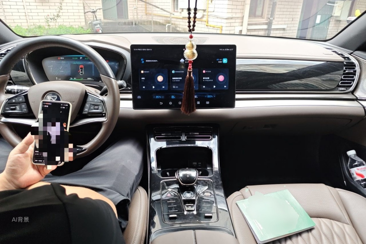 BYD Han 2023 car image #11