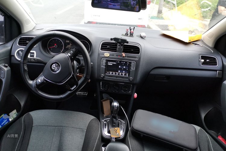 Volkswagen Polo 2017 #11 Volkswagen Polo 2017 car image #11