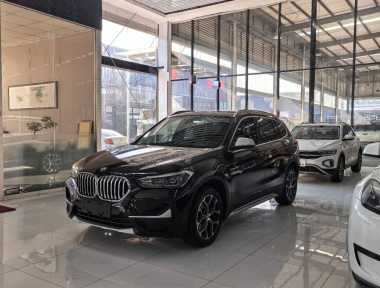 BMW X1 2021 BMW X1 2021 car image