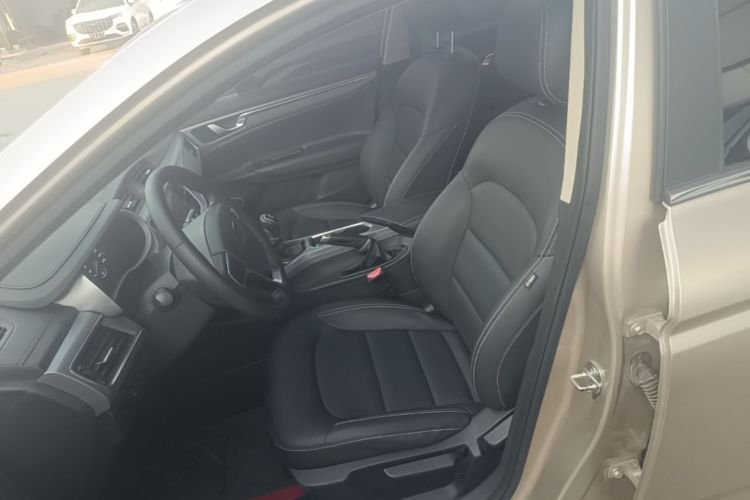 GEELY Emgrand GL 2018 car image #19