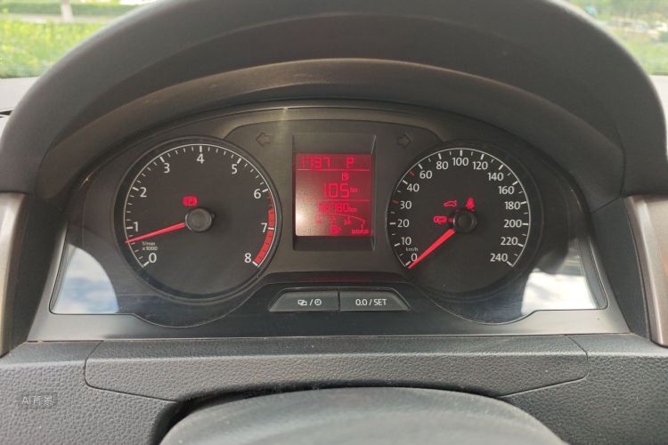 Volkswagen Santana 2017 #13 Volkswagen Santana 2017 car image #13
