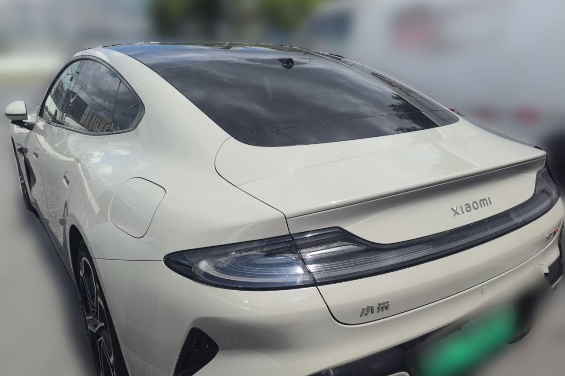 MI SU7 2024 car image #3