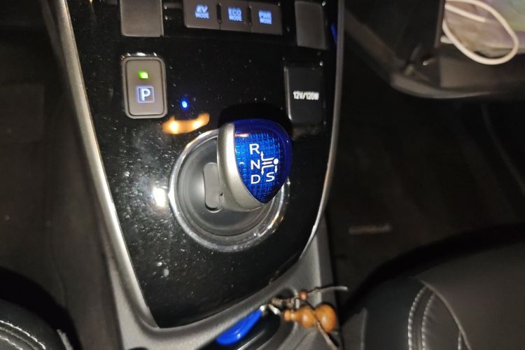 Toyota Corolla 2017 #14 Toyota Corolla 2017 car image #14
