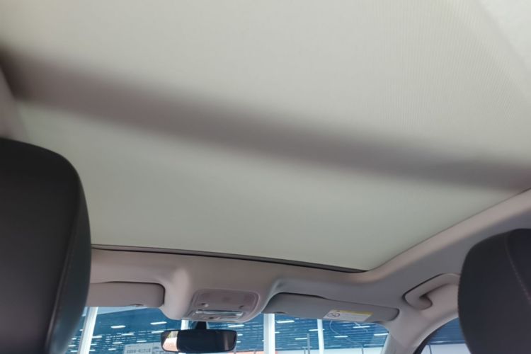 Audi Q3 2017 #18 Audi Q3 2017 car image #18