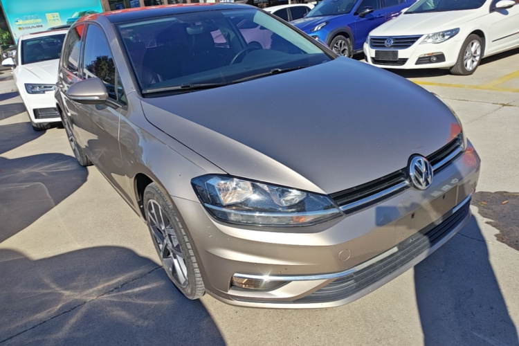Volkswagen Golf 2018 #4 Volkswagen Golf 2018 صورة سيارة #4
