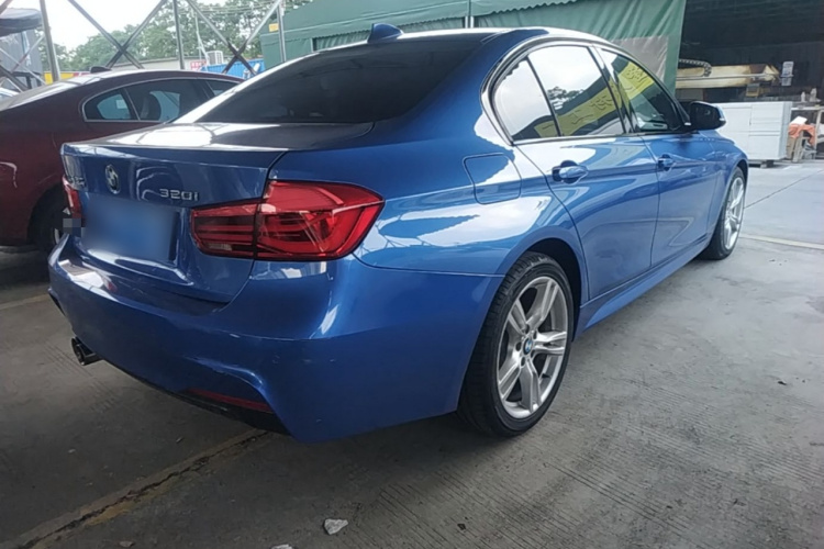 BMW 3 Series 2017 #7 BMW 3 Series 2017 car image #7