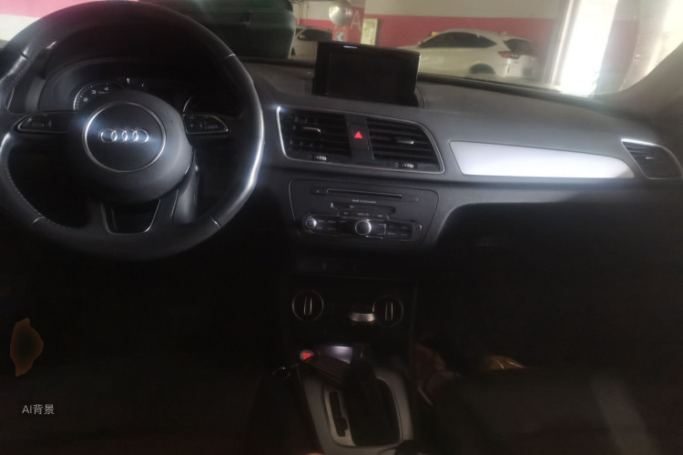 Audi Q3 2019 #11 Audi Q3 2019 car image #11