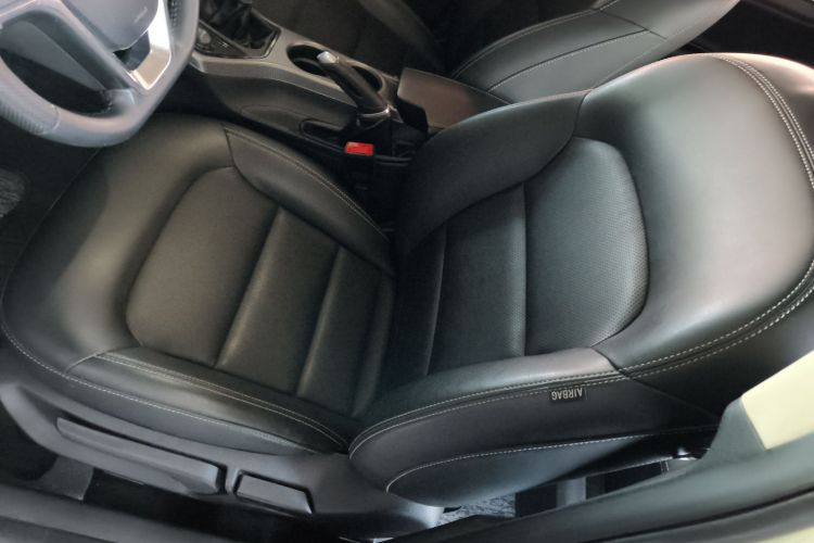 GEELY Emgrand GS 2018 car image #16