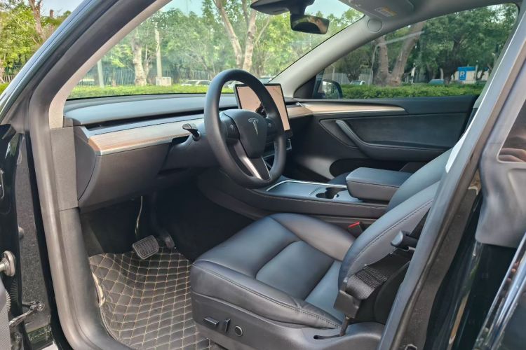Tesla Model Y 2021 #10 Tesla Model Y 2021 immagine di auto #10
