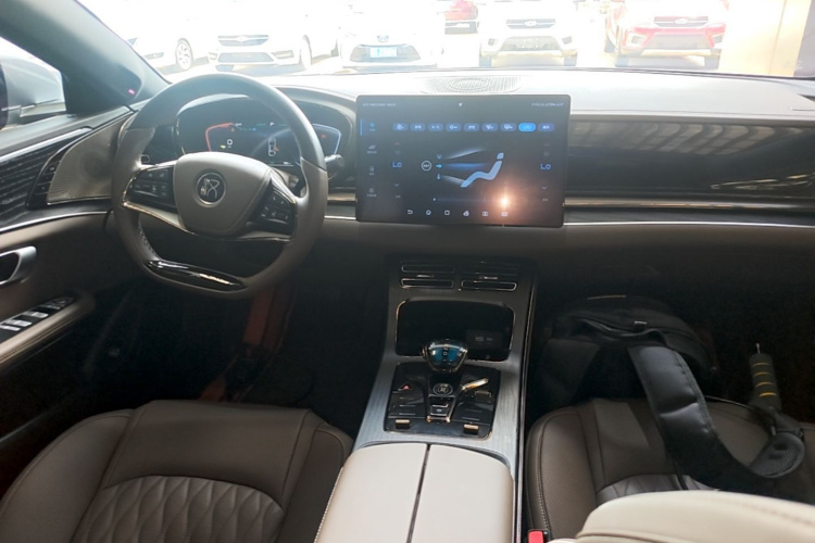 BYD Han 2022 car image #10