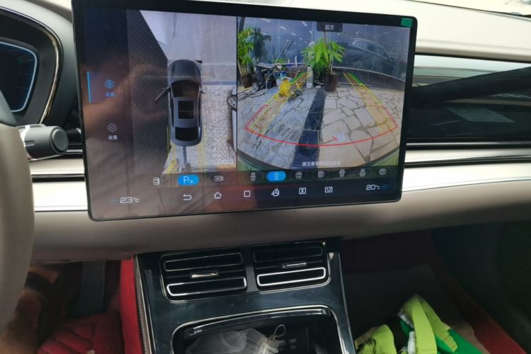 BYD Han 2023 car image #13