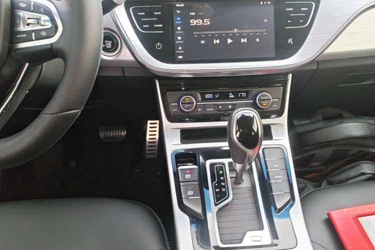 GEELY Emgrand GS 2019 #14 GEELY Emgrand GS 2019 car image #14