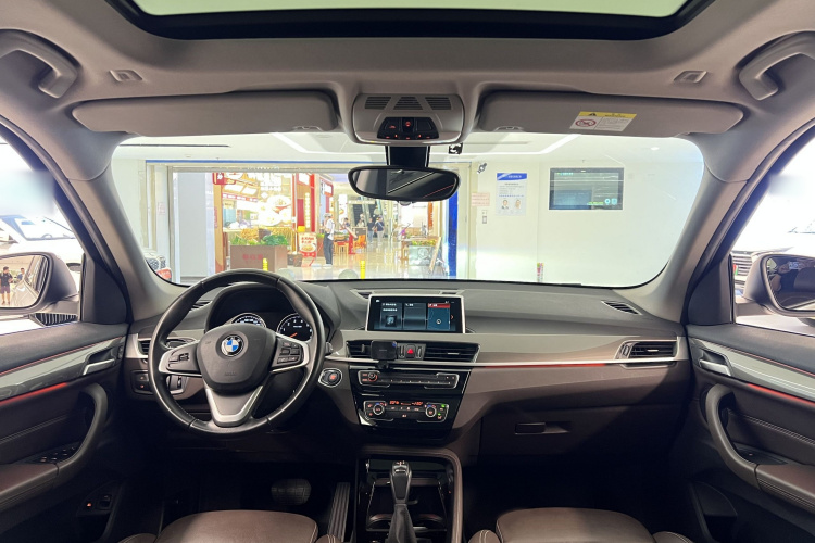 宝马 宝马X1新能源 2019 汽车图片 #18