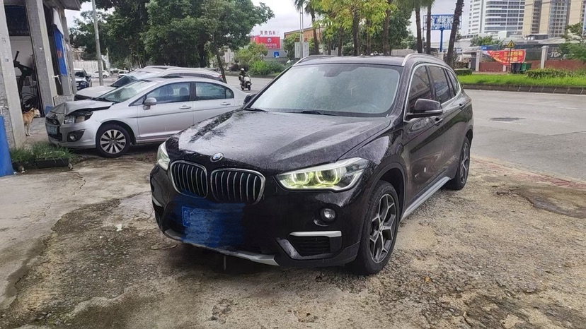 BMW X1 2017 BMW X1 2017 car image