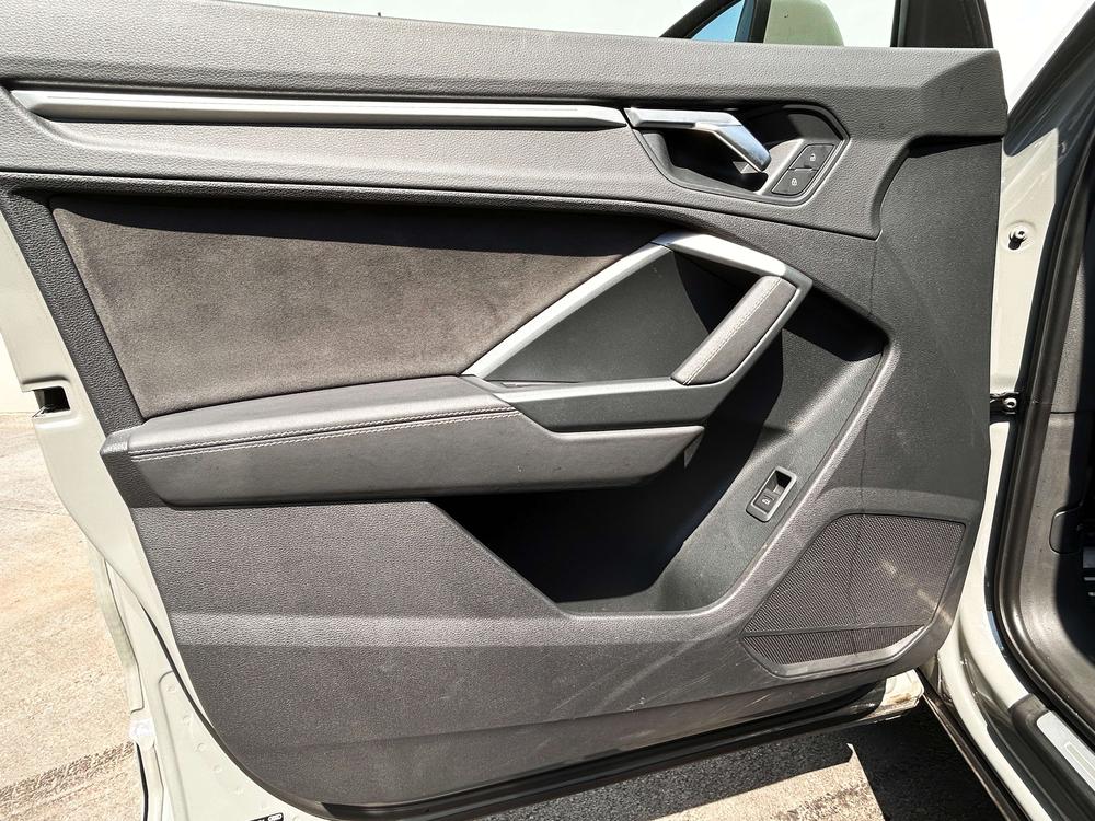 Audi Q3 2024 #14 Audi Q3 2024 изображение автомобиля #14