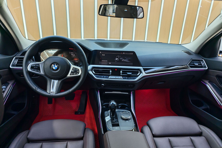 BMW 3 Series 2021 #10 BMW 3 Series 2021 car image #10