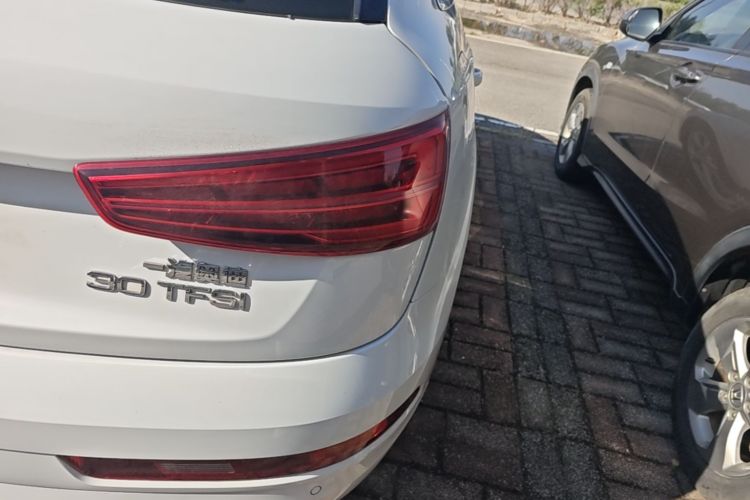 Audi Q3 2017 صورة سيارة #8