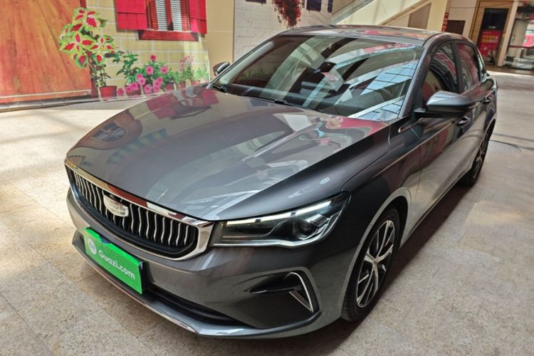 GEELY Emgrand 2022 car image #2