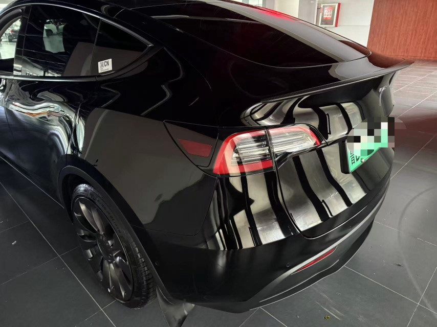 Tesla Model Y 2022 #2 Tesla Model Y 2022 car image #2