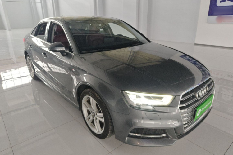 Audi A3 2020 car image #4