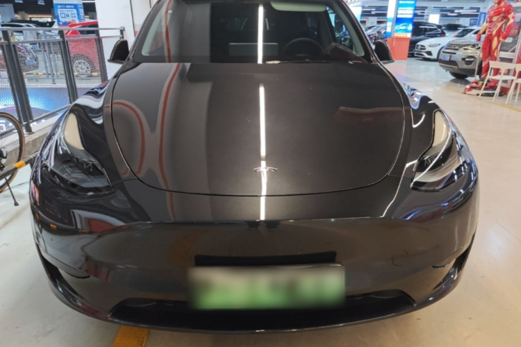 Tesla Model Y 2024 car image #3