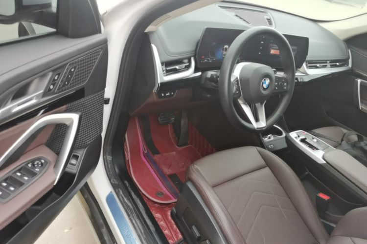 BMW X1 2024 car image #16