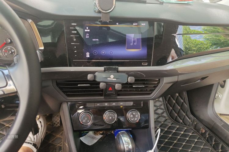 Volkswagen Bora 2020 car image #15