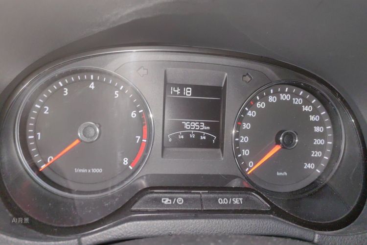 Volkswagen Polo 2014 car image #13
