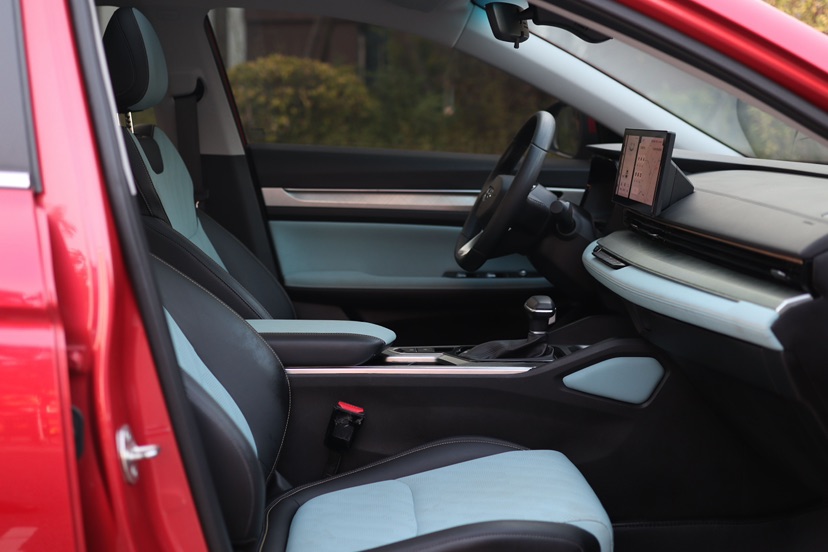 GEELY Emgrand L 2022 imagem de carro #24