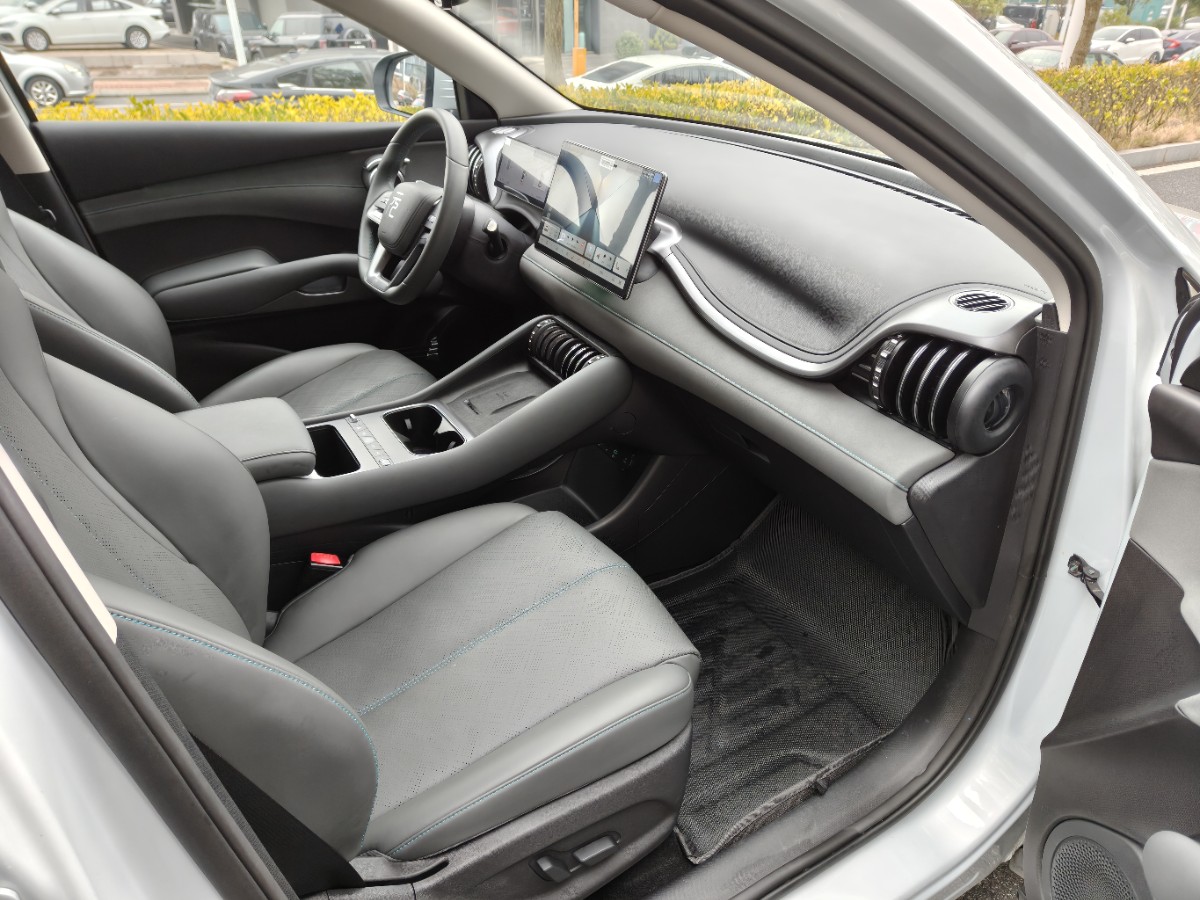 BYD Yuan Plus 2025 #7 BYD Yuan Plus 2025 car image #7