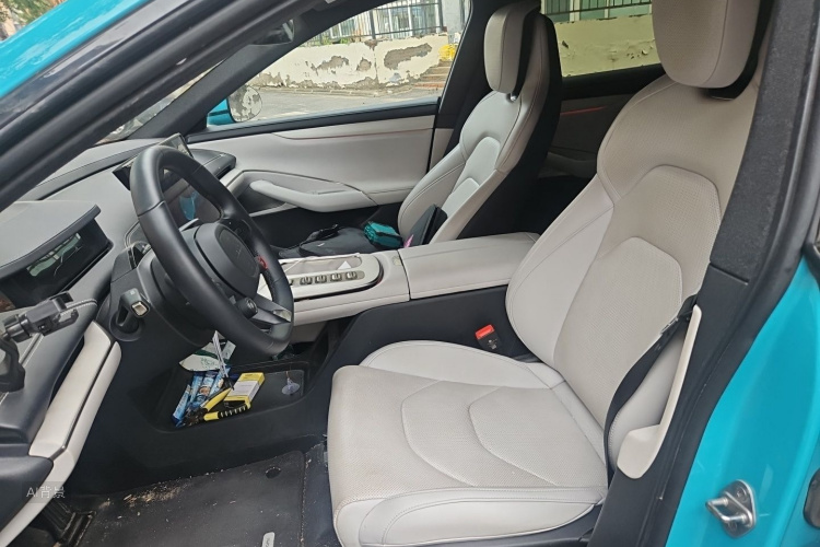 MI SU7 2024 car image #17