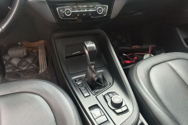 BMW X1 2017 immagine di auto #14