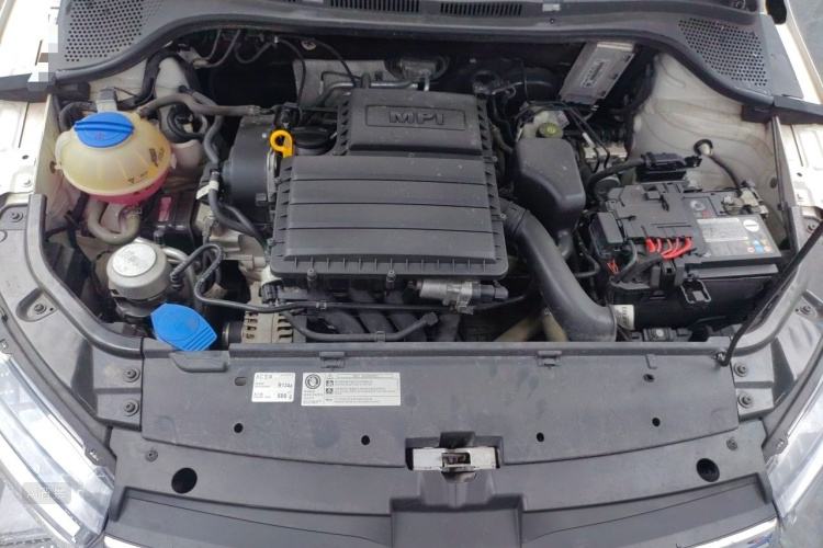 Skoda Rapid 2021 car image #22