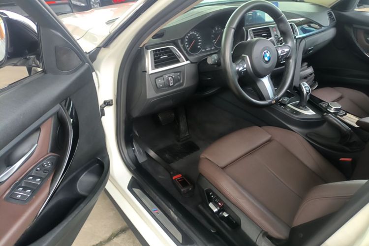 BMW 3 Series 2017 #16 BMW 3 Series 2017 car image #16