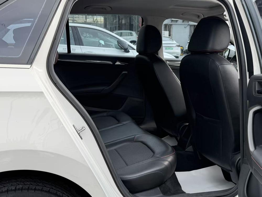 Volkswagen Santana 2017 #15 Volkswagen Santana 2017 car image #15