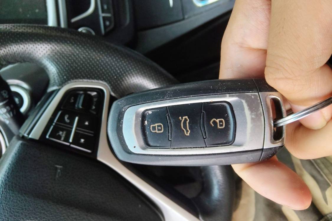 GEELY Emgrand 2017 #28 GEELY Emgrand 2017 car image #28