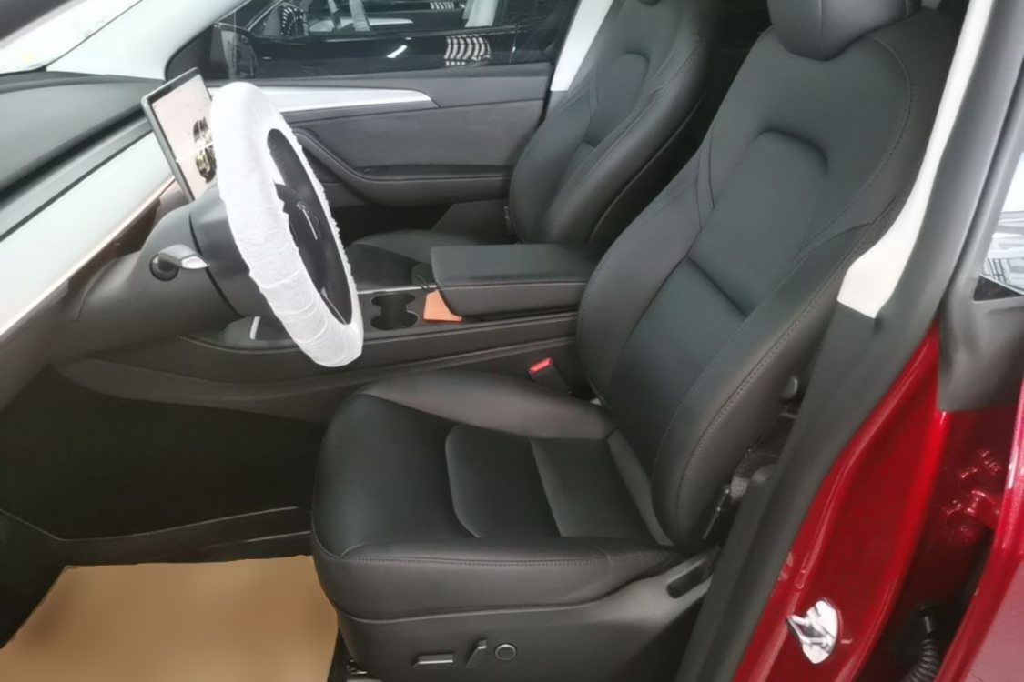 Tesla Model Y 2024 car image #7