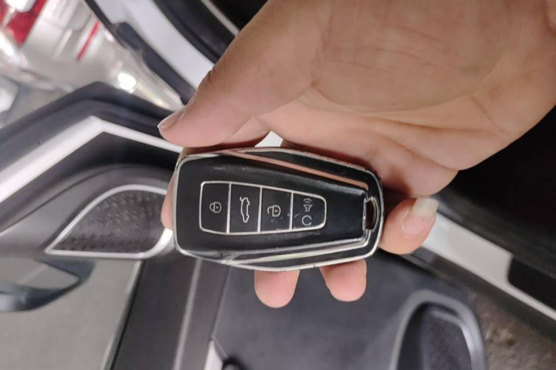 GEELY Coolray 2021 #30 GEELY Coolray 2021 car image #30