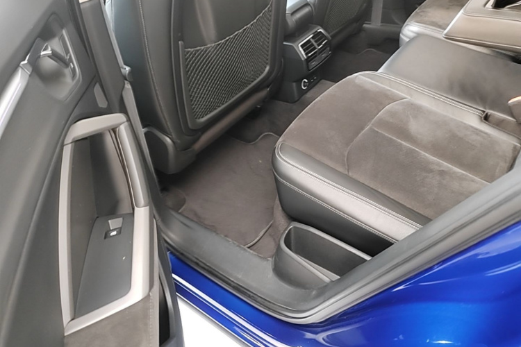 Audi Q3 2019 #13 Audi Q3 2019 car image #13