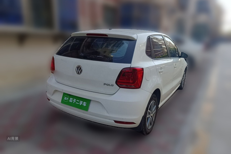 Volkswagen Polo 2014 car image #7