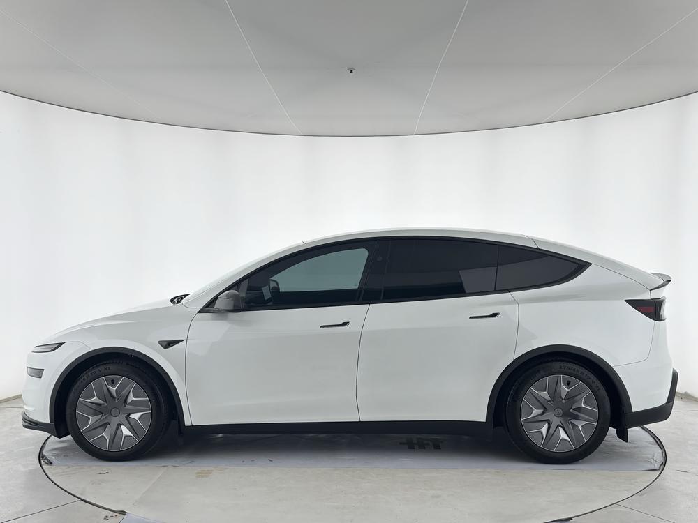 2026 car image #4