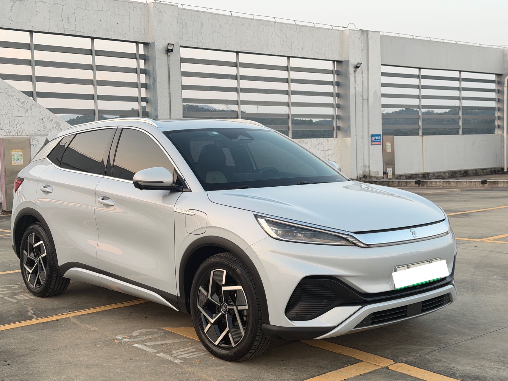 BYD Yuan Plus 2022 immagine di auto #3