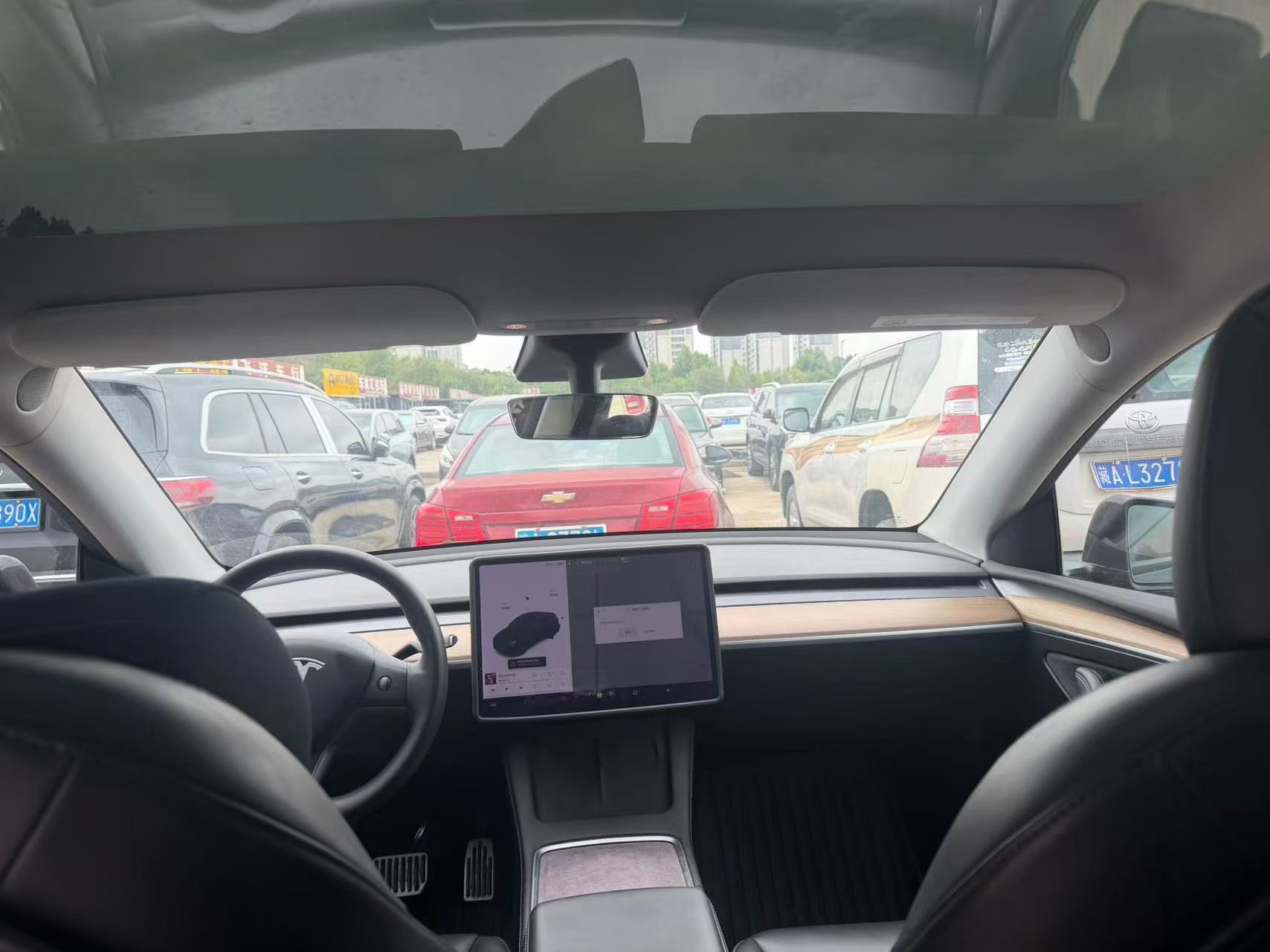 Tesla Model Y 2021 #6 Tesla Model Y 2021 car image #6