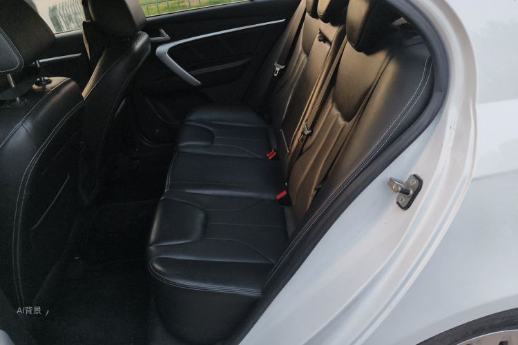 GEELY Emgrand 2016 car image #19